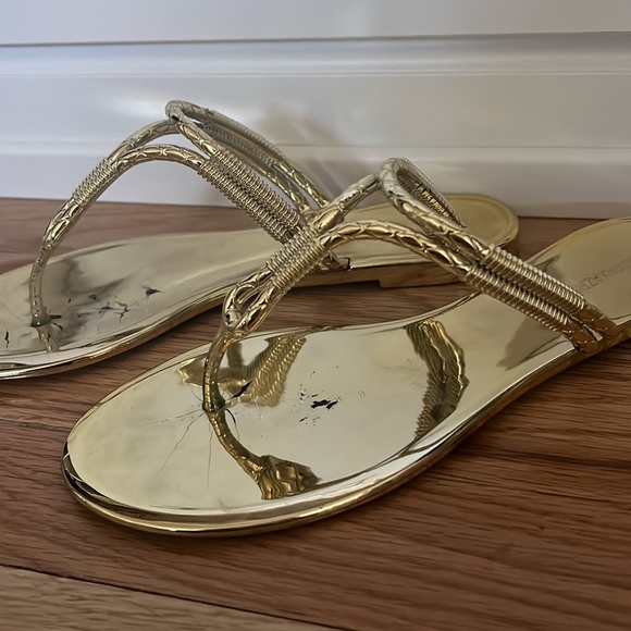 BCBGMAXAZRIA gold mirrored sandals jewelry hardware - Picture 5 of 6